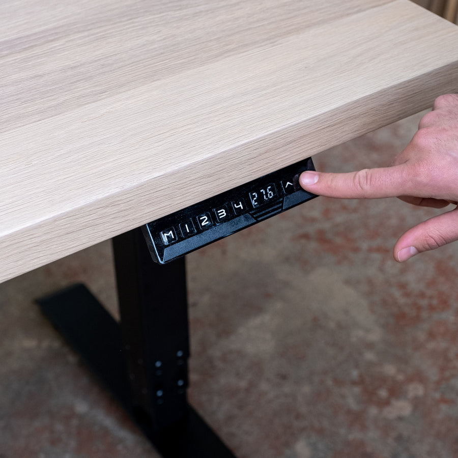 height adjustable desk Canada