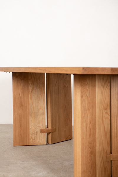 wooden table details