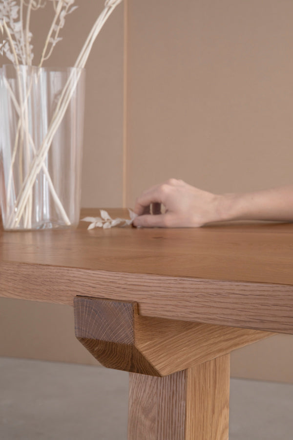 solid wood dining table joinery