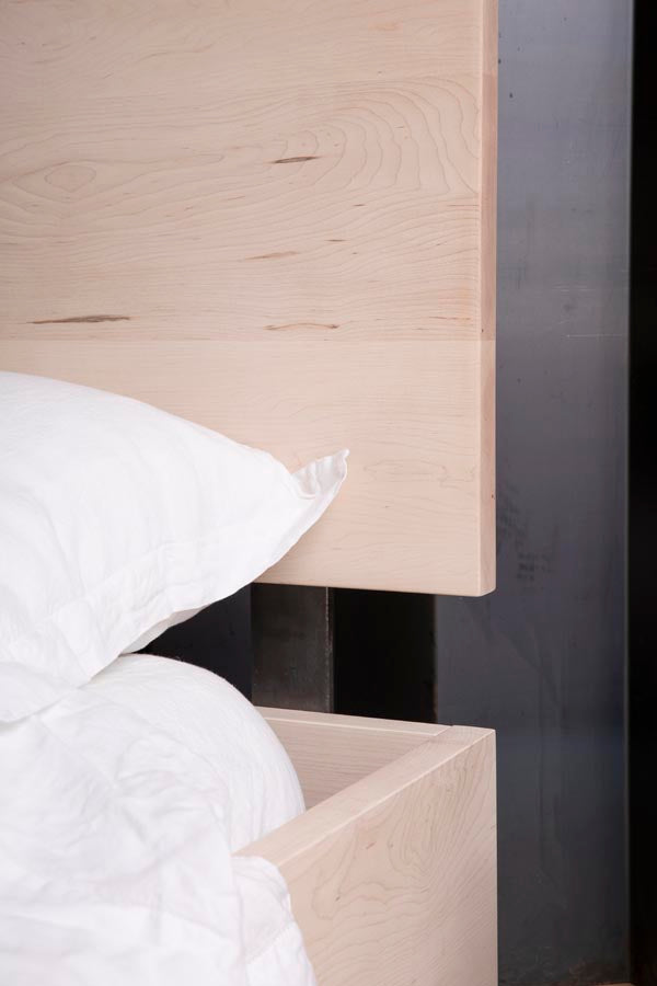 light wood platform bed - detail